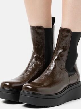 Vagabond Tara Chelsea Platform Boot